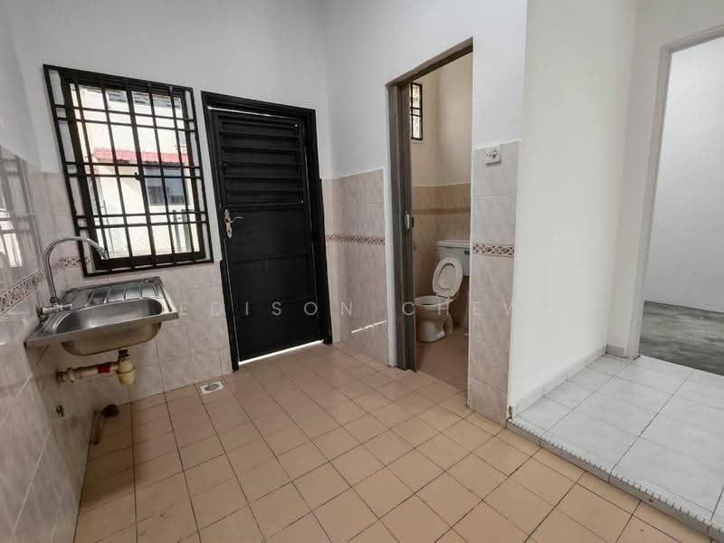 2-storey Terraced House for Sale in Bukit Indah (Iskandar Puteri (Nusajaya)) - EDISON CHEW - Bathroom - PropertyGuru.com.my