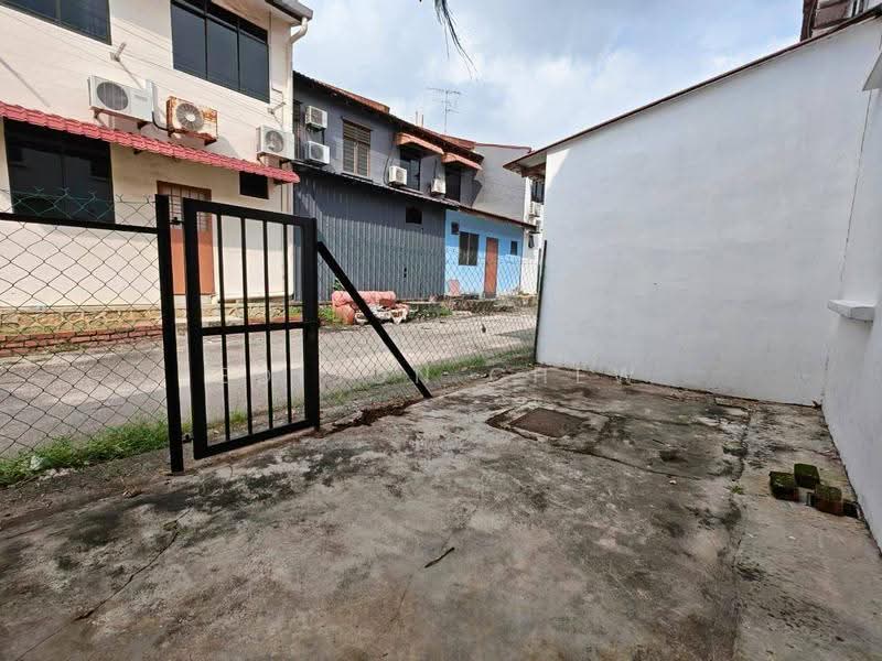 2-storey Terraced House for Sale in Bukit Indah (Iskandar Puteri (Nusajaya)) - EDISON CHEW - Exterior - PropertyGuru.com.my
