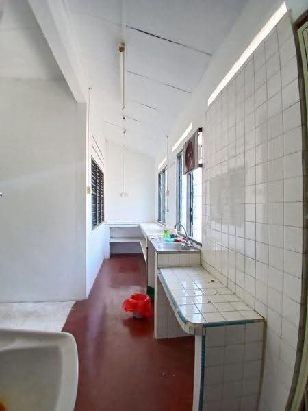 Rumah Teres 1-Tingkat untuk Dijual di Taiping (Perak) - Iza Talib - Kitchen - PropertyGuru.com.my