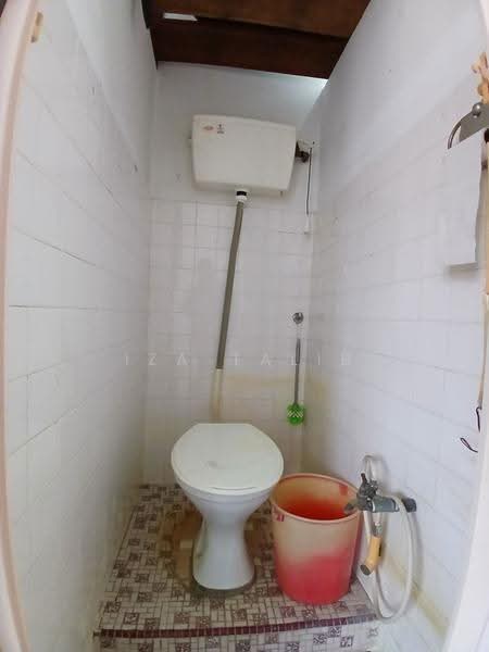Rumah Teres 1-Tingkat untuk Dijual di Taiping (Perak) - Iza Talib - Bathroom - PropertyGuru.com.my
