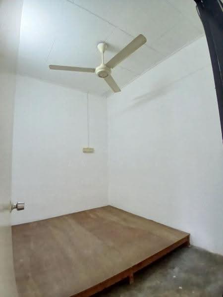 Rumah Teres 1-Tingkat untuk Dijual di Taiping (Perak) - Iza Talib - Bedroom - PropertyGuru.com.my