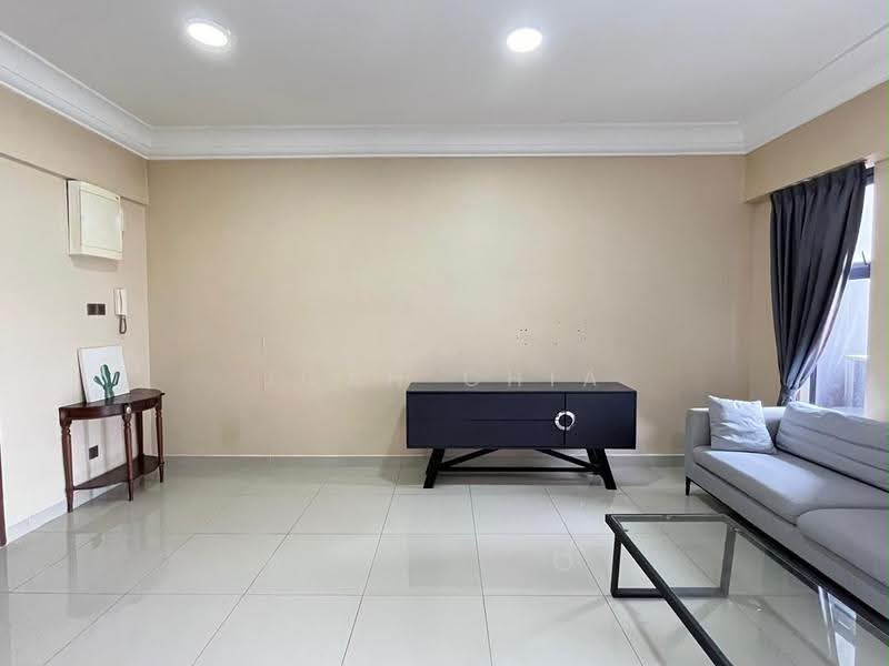 Service Residence for Sale at V@SUMMERPLACE - Joan Chia - Living Room - PropertyGuru.com.my