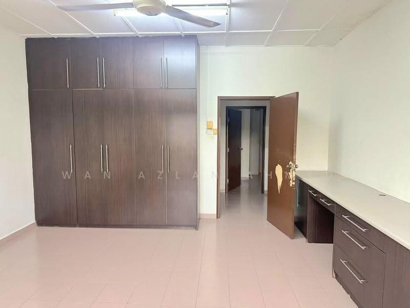 2-storey Terraced House for Sale in Berjaya Park (Shah Alam) - Wan Azlan Ahmad - Bedroom - PropertyGuru.com.my