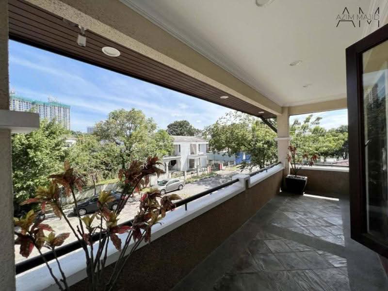 Balcony