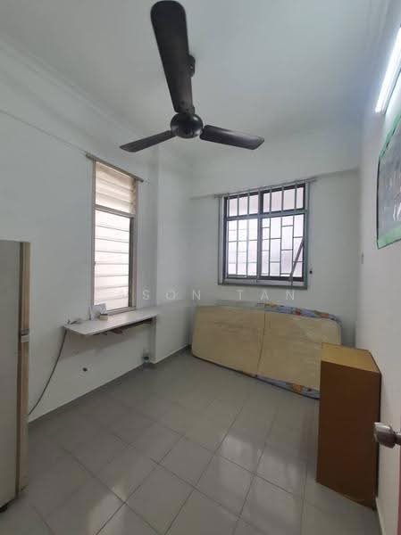 Flat for Sale at Taman Terubong Jaya - Eason Tan - Bedroom - PropertyGuru.com.my
