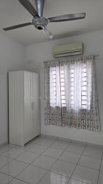 2-storey Terraced House for Rent in Shah Alam (Selangor) - John Tee - Bedroom - PropertyGuru.com.my