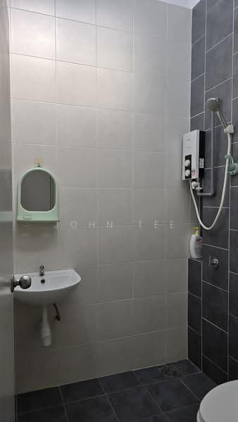 2-storey Terraced House for Rent in Shah Alam (Selangor) - John Tee - Bathroom - PropertyGuru.com.my