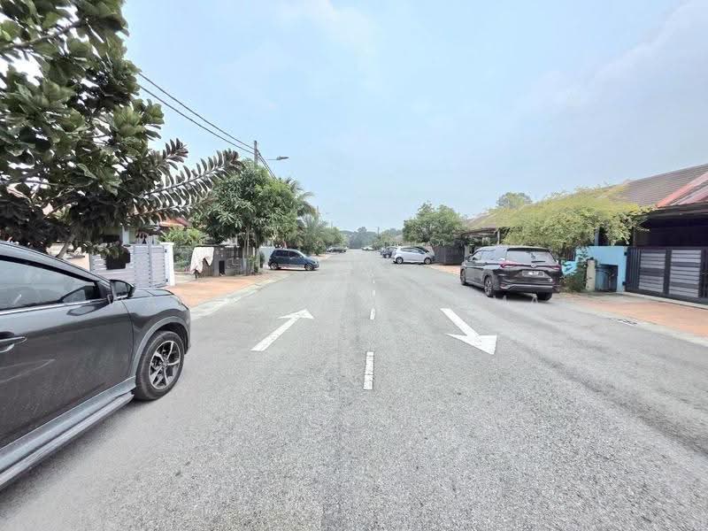Rumah Teres 1-Tingkat untuk Dijual di Taman Meru Permai (Kapar) - Wan Azlan Ahmad - PropertyGuru.com.my
