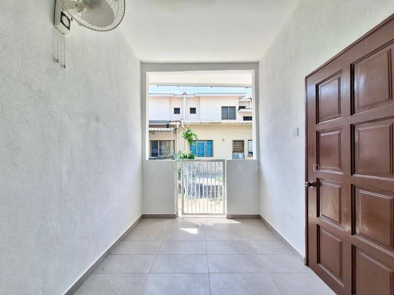 2-storey Terraced House for Sale in Telok Panglima Garang (Selangor) - Wan Azlan Ahmad - PropertyGuru.com.my