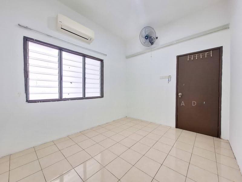2-storey Terraced House for Sale in Telok Panglima Garang (Selangor) - Wan Azlan Ahmad - PropertyGuru.com.my