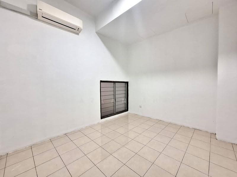 2-storey Terraced House for Sale in Telok Panglima Garang (Selangor) - Wan Azlan Ahmad - PropertyGuru.com.my