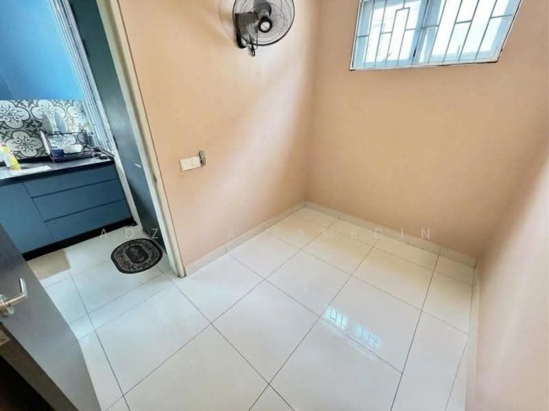 Rumah Teres 2-Tingkat untuk Dijual di Elmina (Shah Alam) - Adzura Zamedin - Kitchen - PropertyGuru.com.my