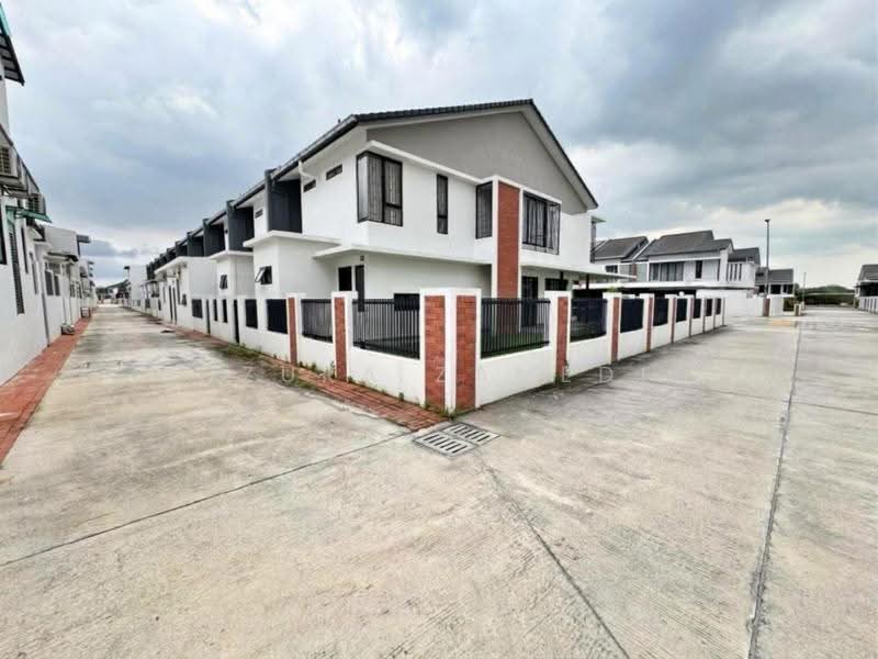 Rumah Teres 2-Tingkat untuk Dijual di Elmina (Shah Alam) - Adzura Zamedin - Exterior - PropertyGuru.com.my