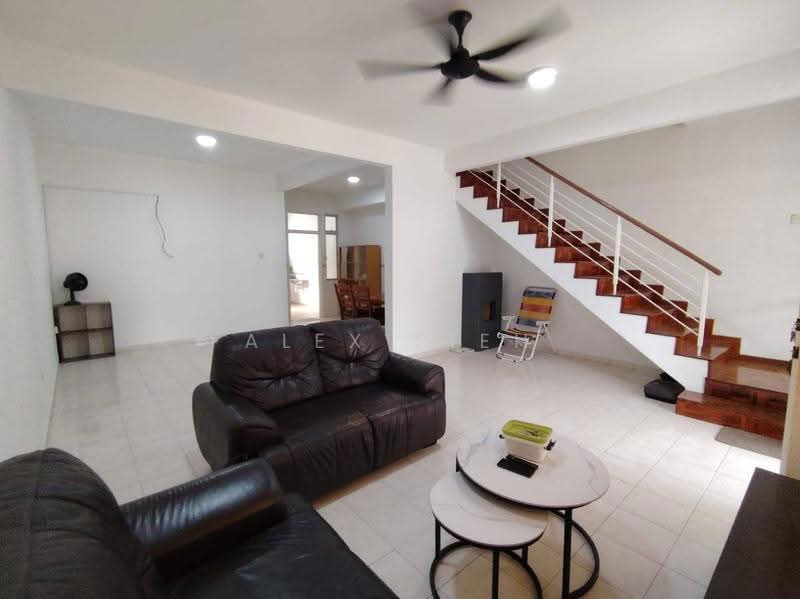 Rumah Teres 2-Tingkat untuk Disewa di Johor Bahru (Johor) - Alex Sieh - Living Room - PropertyGuru.com.my
