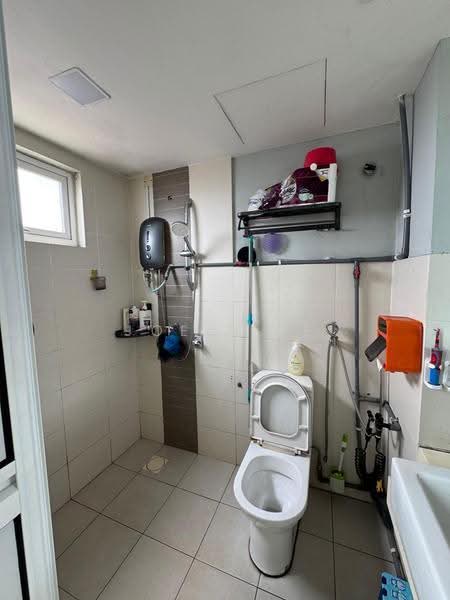 Condominium for Sale at First Residence (Residensi Unggul) - Joey Lee - Bathroom - PropertyGuru.com.my