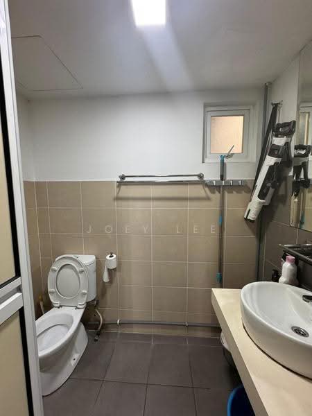 Condominium for Sale at First Residence (Residensi Unggul) - Joey Lee - Bathroom - PropertyGuru.com.my
