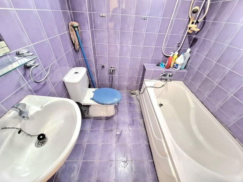 2-storey Terraced House for Sale in Ukay Bistari (Ulu Kelang) - Wan Azlan Ahmad - Bathroom - PropertyGuru.com.my
