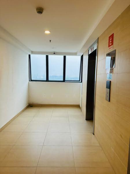 Kediaman Servis untuk Disewa di Country Garden Central Park - CK YAP - Corridor - PropertyGuru.com.my