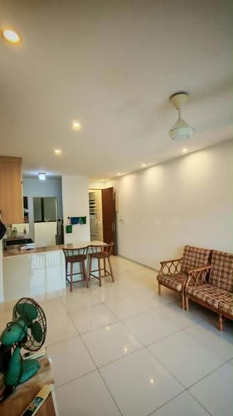 Kondominium untuk Disewa di TRI PINNACLE - Yuan Ping - Living Room - PropertyGuru.com.my