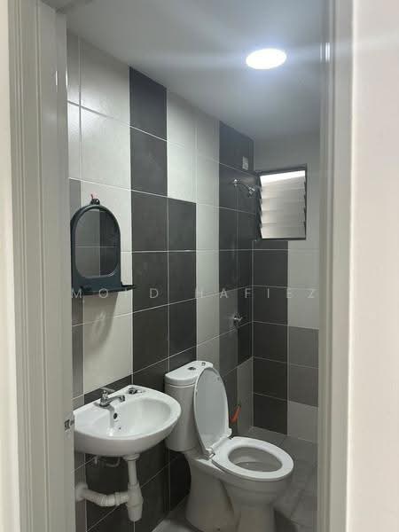 Service Residence for Rent at Residensi Mutiara Kajang 2 - Mohd Hafiez - Bathroom - PropertyGuru.com.my