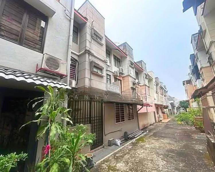 Rumah Teres 3-Tingkat untuk Dijual di Mutiara Bukit Jalil (Bukit Jalil) - Danny Lee - Exterior - PropertyGuru.com.my