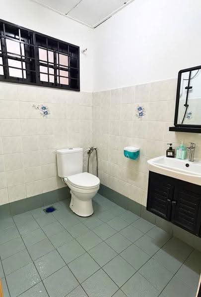 Rumah Teres 2.5-Tingkat untuk Disewa di Fair Park (Ipoh) - Sum Wai Kin - Bathroom - PropertyGuru.com.my