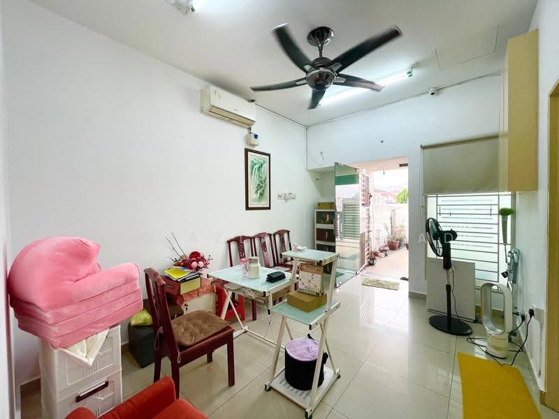 1.5-storey Terraced House for Sale in Happy Garden (Kuchai Lama) - Wan Azlan Ahmad - PropertyGuru.com.my