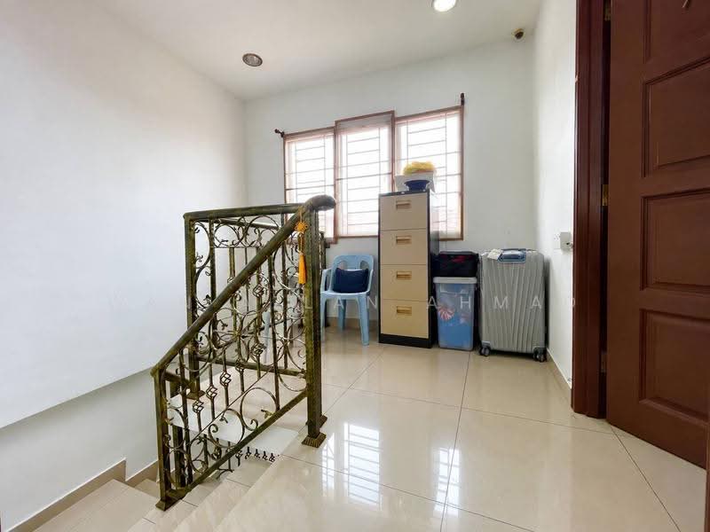1.5-storey Terraced House for Sale in Happy Garden (Kuchai Lama) - Wan Azlan Ahmad - PropertyGuru.com.my