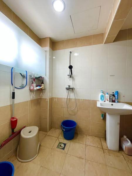 1.5-storey Terraced House for Sale in Happy Garden (Kuchai Lama) - Wan Azlan Ahmad - PropertyGuru.com.my