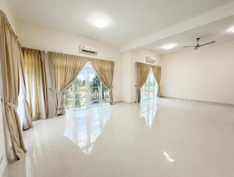 Rumah Berkembar untuk Dijual di Kajang 2 (Kajang) - Johnny Leong - Living Room - PropertyGuru.com.my