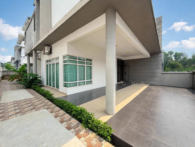Rumah Berkembar untuk Dijual di Kajang 2 (Kajang) - Johnny Leong - Exterior - PropertyGuru.com.my