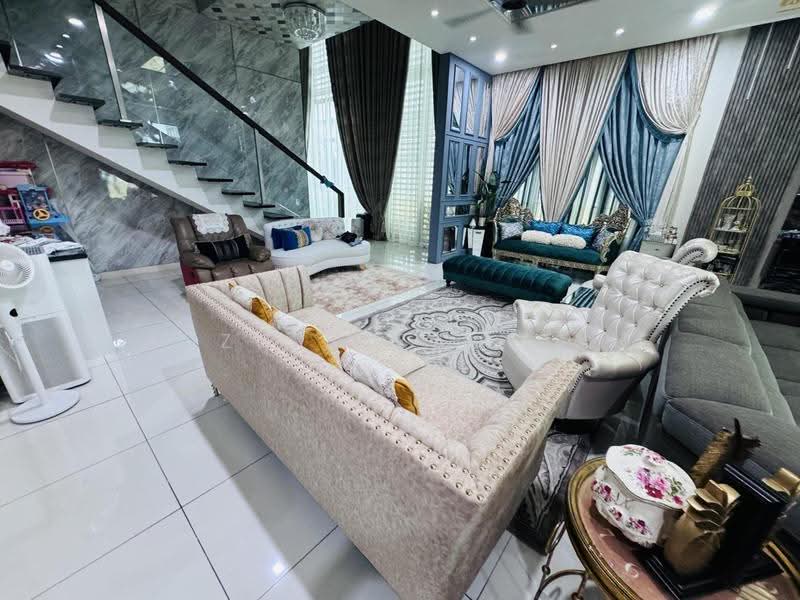 Bungalow House for Sale in Denai Alam (Shah Alam) - Adzura Zamedin - Living Room - PropertyGuru.com.my