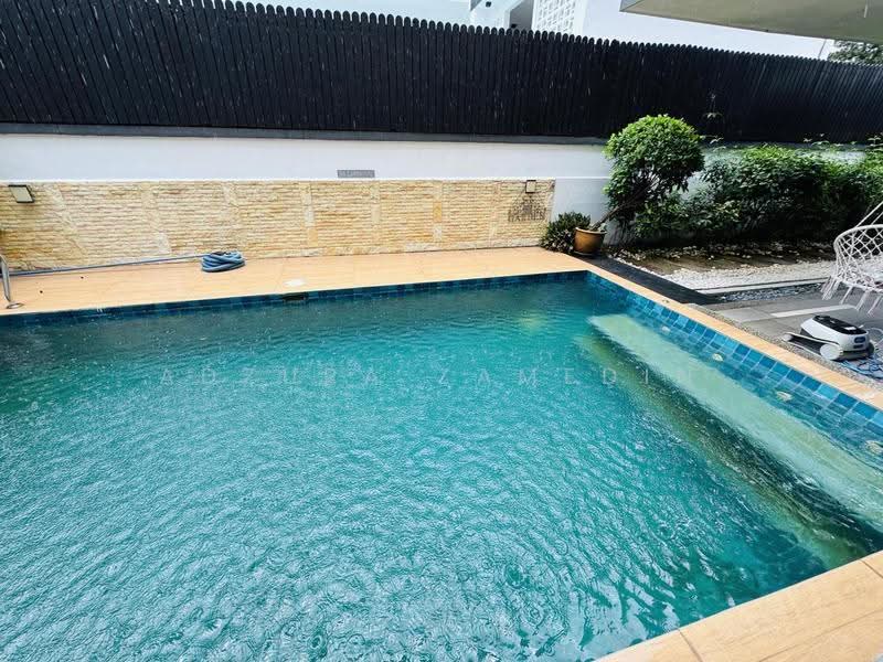 Bungalow House for Sale in Denai Alam (Shah Alam) - Adzura Zamedin - Pool - PropertyGuru.com.my