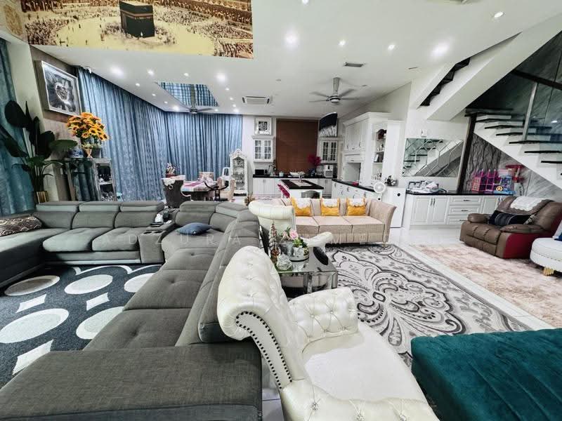 Bungalow House for Sale in Denai Alam (Shah Alam) - Adzura Zamedin - Living Room - PropertyGuru.com.my