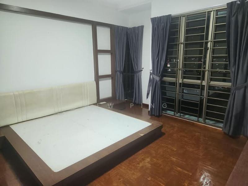 Pangsapuri untuk Disewa di Molek Pine 1 - Chew Ping - PropertyGuru.com.my