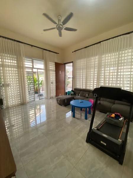 Rumah Berkembar untuk Dijual di Kotasas (Kuantan) - Mohammad Azizi - PropertyGuru.com.my