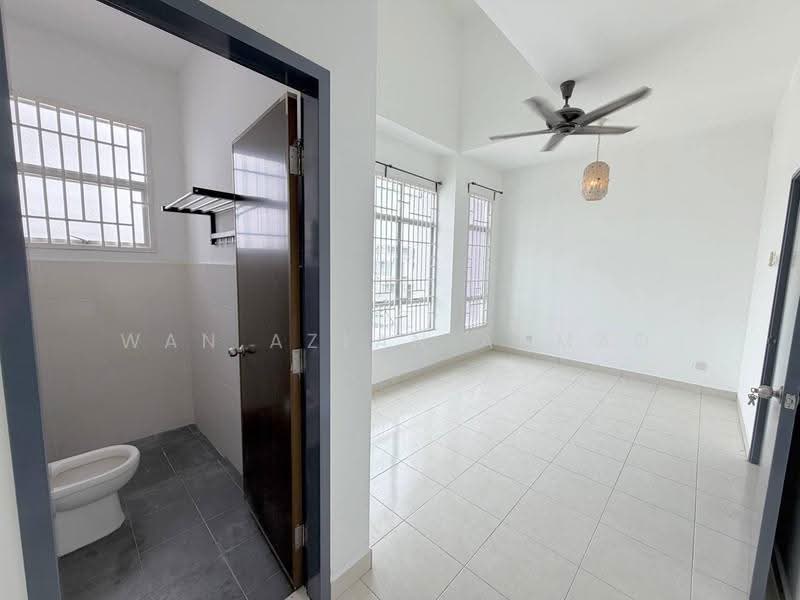 2-storey Terraced House for Sale in Bandar Puncak Alam (Puncak Alam) - Wan Azlan Ahmad - PropertyGuru.com.my
