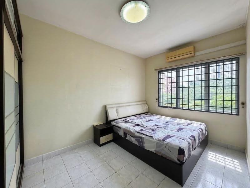 Condominium for Sale at Vista Amani - EMA ALLANG - Bedroom - PropertyGuru.com.my
