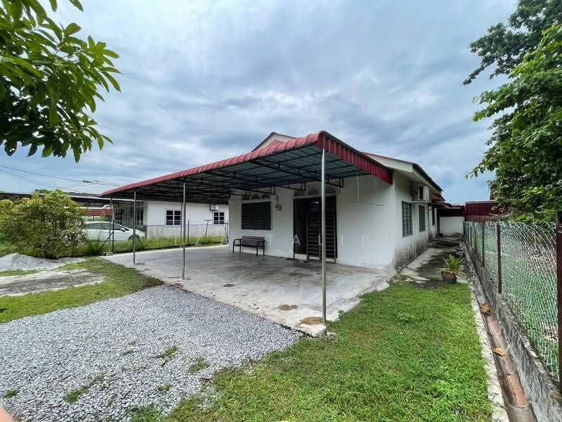 Bungalow House for Sale in Taiping (Perak) - Iza Talib - Exterior - PropertyGuru.com.my
