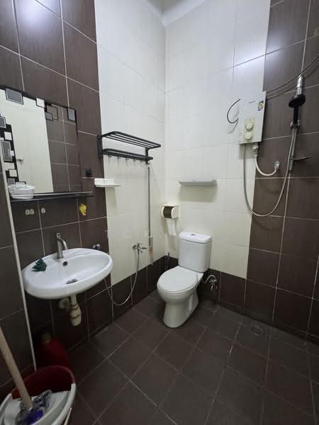 1-storey Terraced House for Rent in senai (Senai) - Tok CJ - Bathroom - PropertyGuru.com.my