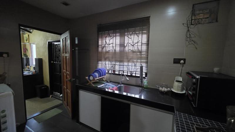 Rumah Teres untuk Dijual di Kota Kemuning (Shah Alam) - J J - PropertyGuru.com.my