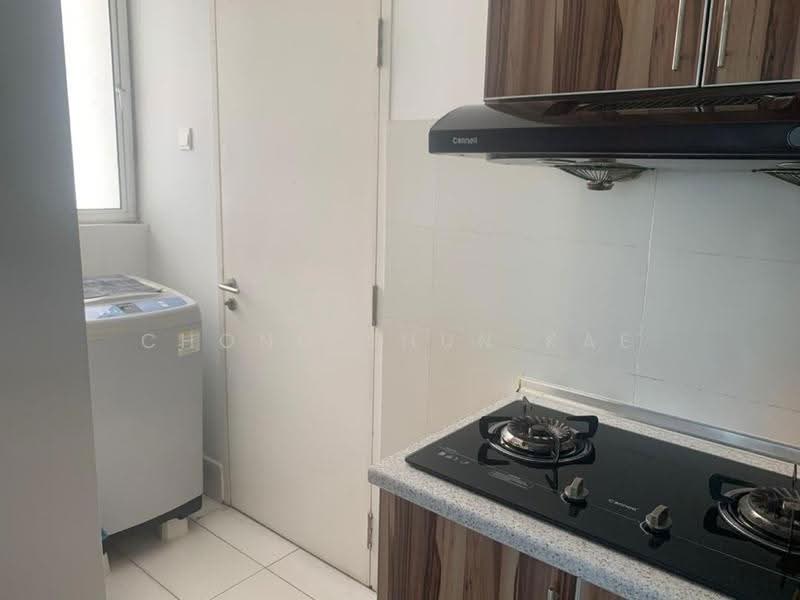 Kediaman Servis untuk Dijual di Skypod Residence - Chong Shun Kae - Kitchen - PropertyGuru.com.my
