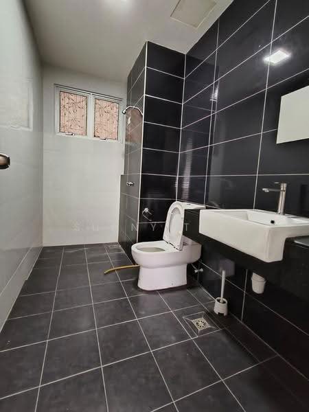 Condominium for Rent at Platinum III - Sunny Tse - Bathroom - PropertyGuru.com.my