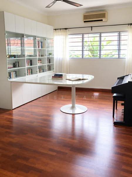 Rumah Berkembar untuk Dijual di Bandar Puteri Puchong (Puchong) - Elise Tan - Study - PropertyGuru.com.my