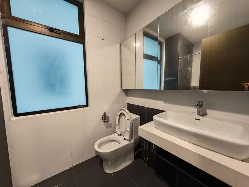 Service Residence for Sale at Wave @ Marina Cove - Grace Ng - Bathroom - PropertyGuru.com.my