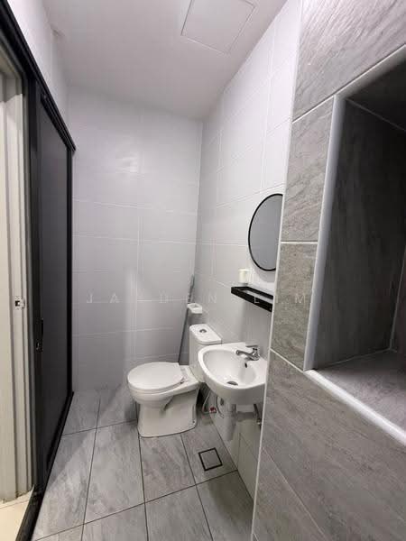 Condominium for Rent at KSL Residence 2 @ Kangkar Tebrau - Jayden Lim - Bathroom - PropertyGuru.com.my