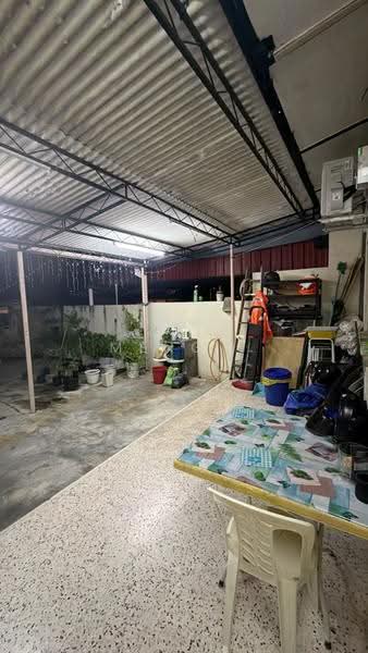 1-storey Terraced House for Rent in Island Glades (Jelutong) - Meng . - Exterior - PropertyGuru.com.my