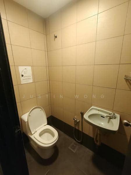 Shop for Rent in Usj 21 (Subang Jaya) - Justin Wong - Bathroom - PropertyGuru.com.my