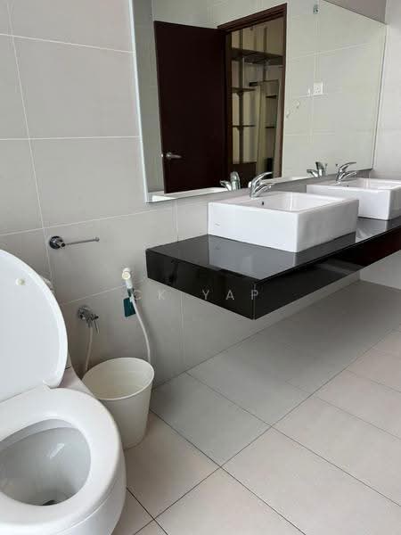 Rumah Berkembar untuk Disewa di Johor Bahru (Johor) - CK YAP - Bathroom - PropertyGuru.com.my