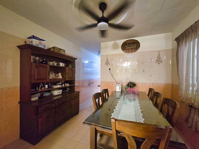 Semi-Detached House for Sale in Taman Setia 2 (Balakong) - Aishah Rosnam - Dining Room - PropertyGuru.com.my
